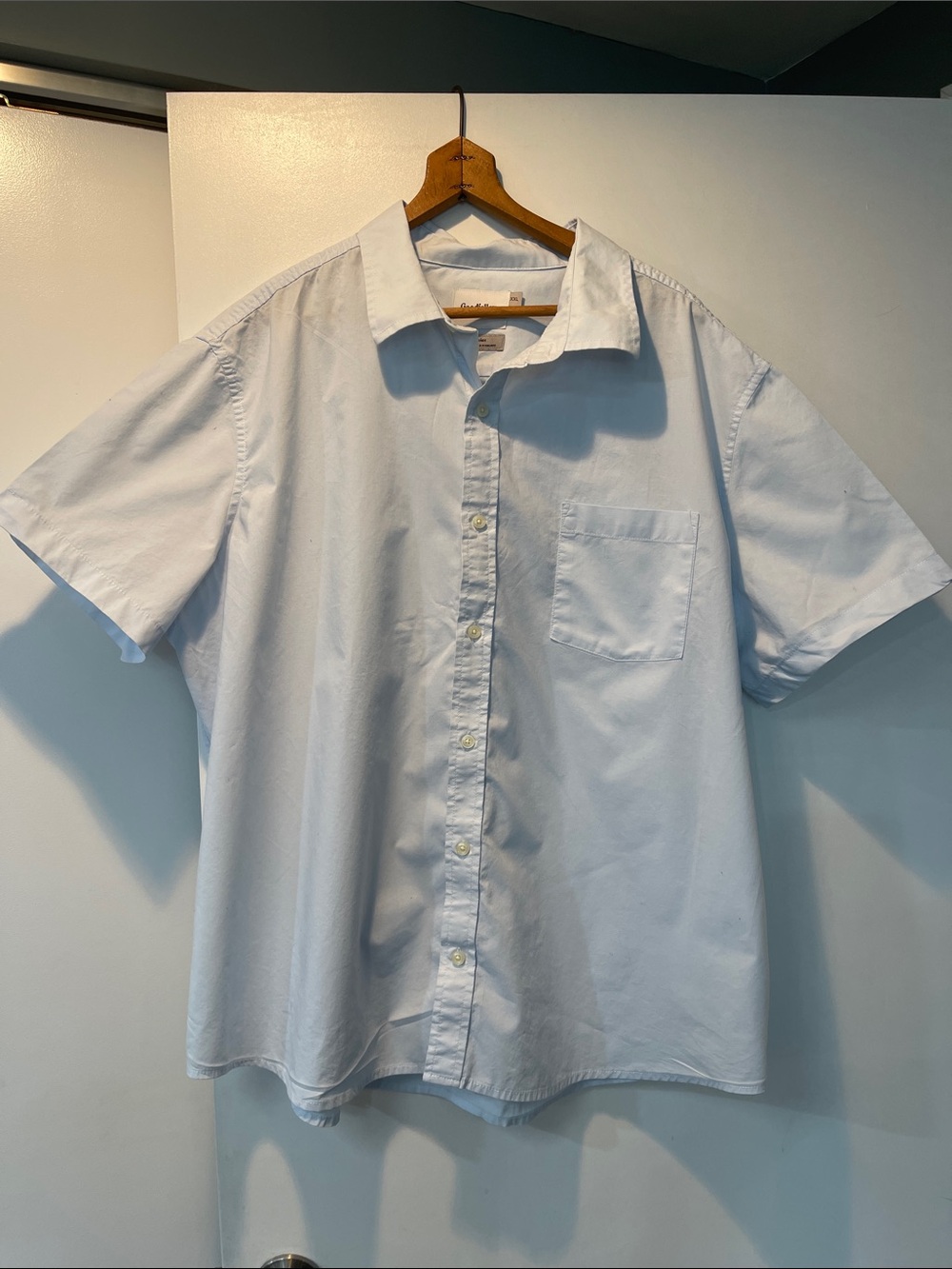 Goodfellow & Co White Short-Sleeve Casual Button-Down Shirt with Chest Pocket